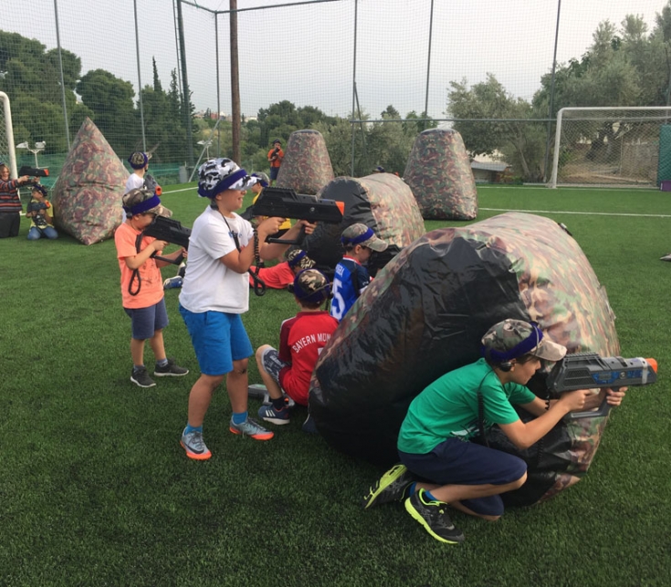 Επικές Laser Tag μάχες στο Paradise Summer Camp!